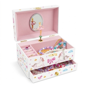Caja de Música de Madera de Lujo con Manivela, Diseño de Unicornio, Adorno en Miniatura, Regalo de Cumpleaños Portátil, Logotipo Personalizado para Niños - Product Image 3