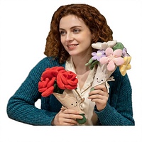 Bouquet de roses en peluche mignon, cadeau créatif de fleurs éternelles en tissu