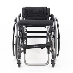 Fauteuil roulant sportif en fibre de carbone ultra-léger, imperméable et durable pour personnes handicapées et handicapés, fauteuil roulant manuel portable - Product Image 6