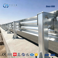 Precio competitivo AASHTO EN1317 Certificado Q235B Q355B W Beam Guardrail Guard Rails Road Highway Crash System Barreras de tráfico