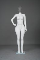 Prix de gros pour mannequins féminins blancs brillants grandeur nature expédiés directement de l'usine vers des emplacements dans le monde entier