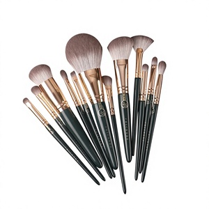 Juego de Brochas de Maquillaje Faciales de Pelo Natural Cangzhou, Juego de 4 Piezas de Pelo Animal - Product Image 1