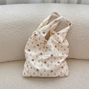 Sac à bandoulière pour femme, style coréen, automne-hiver, motif ours de dessin animé mignon, gaufré, polyvalent, pour étudiants, deux bretelles - Product Image 4