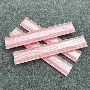 Rak Mahjong Akrilik HIMORE dengan Logo Kustom 17.5 20 Inci, Tepi Scallop, Warna Putih Pink Mutiara, Dilengkapi Penggeser Magnetik - Product Image 2