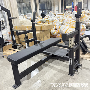 Rack Combinado de Powerlifting para Gimnasio Comercial con Banco Plano de Competición Resistente y Banco Plano Ajustable para Sentadillas y Press de Banca con Carga de Discos - Product Image 3