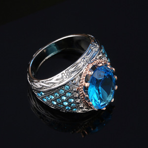 Anello Intrecciato Vintage per Donne, Stile Lussuoso e Audace, Accessorio Creativo per Feste, Regalo di Moda - Product Image 3