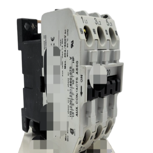 PLC CI 20 037H0045-31 Contactor 600VAC 20 Ampère Spoel 220-230 Volt 50Hz <span class=keywords><strong>3</strong></span>-polig Programmeerbare Controller - Product Image 1