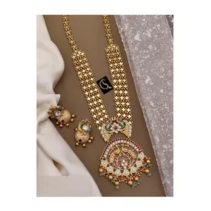 印度供应商提供的优质美国钻石首饰套装，用于派对和节日服装项链套装