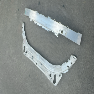 Le classique vente chaude C W205 réservoir d'eau avant cadre portique cadre serrure Machine support Anti-collision faisceau pour mercedes-benz - Product Image 5