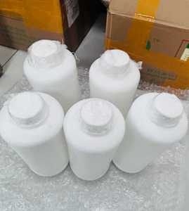 DDP Exportación Profesional, Benzoato de Bencilo con Pureza del 99.9%, Grado USP, Solvente, 1 kg/Botella, CAS120-51-4, Precio de Fabricante - Product Image 1