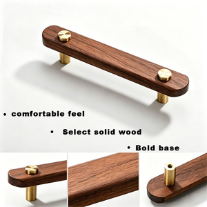 Maniglie per Mobili in Legno di Noce Massiccio con Base in Ottone, Stile Nordico Moderno, Personalizzabili in Dimensioni e Colore - Product Image 2