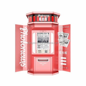 Prenez une photo <span class=keywords><strong>d</strong></span>'<span class=keywords><strong>un</strong></span> <span class=keywords><strong>journal</strong></span> avec une borne photo automatique dans <span class=keywords><strong>un</strong></span> site touristique et culturel. - Product Image 6