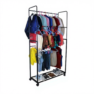 Perchero Metálico de Dos Niveles con Ruedas, Estilo Minimalista, Organizador de Ropa - Product Image 4