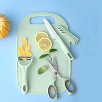 Ensemble de 4 ustensiles de cuisine avec planche à découper intégrée, ciseaux vert matcha, couteau à éplucher avec étui, éplucheur rotatif