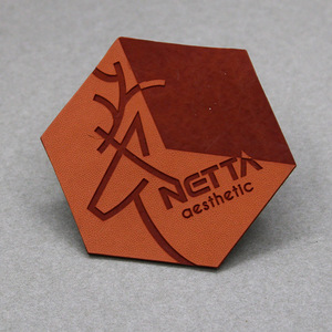 <span class=keywords><strong>2025</strong></span> New Custom Private Logo 3D dập nổi thân thiện với môi <span class=keywords><strong>PU</strong></span> da các bản vá lỗi cho hàng may mặc Túi xách jeans nhãn tag - Product Image 2