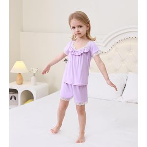 Dreamhalo Conjunto de ropa de dormir color lavanda para mujer, top de manga corta con ribete de encaje y pantalones cortos a juego para ropa de dormir cómoda - Product Image 5