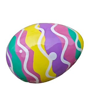Venta al por mayor de huevos de fibra de vidrio de Pascua de colores grandes diseño Art Deco para decoración de jardín de Pascua al aire libre accesorios de resina de calidad - Product Image 1