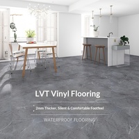 Dalles de sol en vinyle personnalisées LVT à coller/SPC à clipser, blanches, auto-adhésives, imperméables, pour hôpitaux et écoles