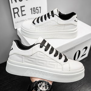 أحذية رياضية بتصميم جديد ، أحذية بيضاء ، مخصصة ، أحذية للمشي ، أحذية رياضية للرجال ، أحذية رياضية للرجال - Product Image 2