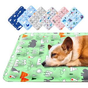 Großhandel Kühlung Hundematte faltbar wiederverwendbar wasserdichte Eismatte individuelles <span class=keywords><strong>Logo</strong></span> Farbe selbstreichend Sommer Hundekühlung Haustiermatte - Product Image 1