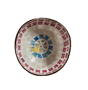 Vietnam Cheap Price Natural <b>Coconut</b> <b>Shell</b> Bowl Mother of Pearl Inlay Handmade For Dining Table Decoration And Home Use - Product Image 1