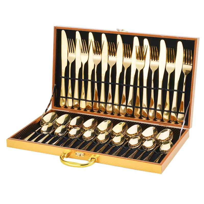 مجموعة أدوات المائدة من الفولاذ المقاوم للصدأ الفاخرة الغربية مع صندوق 18/10 ذهبية وسوستة وملاعق وسكاكين لحفلات الزفاف