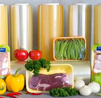 Film étirable en PVC sans BPA, souple, résistant à l'humidité, 11 microns, longueur personnalisée, qualité alimentaire, rouleau jumbo pour l'emballage alimentaire et le moulage