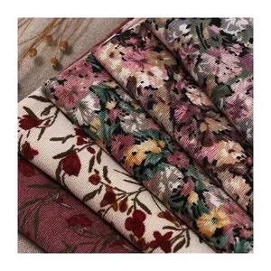 Toptan kadife kumaş küçük çiçek desenleri yüksek kaliteli polyester kumaş moda elbiseler ev tekstili çanta gömlek