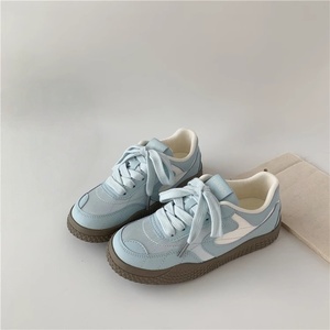 Chaussures de marche à lacets à semelle épaisse pour femmes, collection Automne-Printemps-Été-Hiver 2026, chaussures de skateboard personnalisées - Product Image 3
