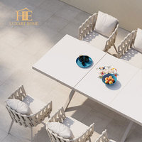 Tables et chaises de patio d'extérieur en teck tressé résistant à l'eau et aux rayons UV, ensemble de jardin moderne, directement de l'usine