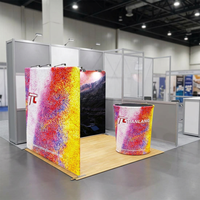 Comptoir d'exposition modulaire rétroéclairé par LED avec cadre en aluminium et graphiques en tissu SEG, table de présentation personnalisée pour stand d'exposition