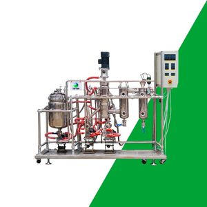 Unité de distillation moléculaire à courte voie à film épuré pour le recyclage et la purification d'huiles lubrifiantes - Product Image 4
