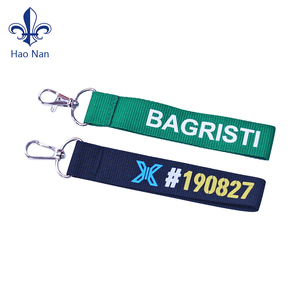 Laccetto Portachiavi Corto Personalizzato in Poliestere con Moschettone, alla Moda, per Ingrosso - Product Image 6