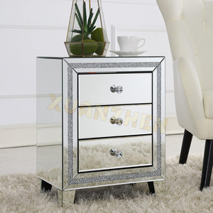 Meubles <span class=keywords><strong>de</strong></span> chambre à coucher Coiffeuse moderne <span class=keywords><strong>de</strong></span> luxe <span class=keywords><strong>Table</strong></span> d'appoint <span class=keywords><strong>en</strong></span> diamant écrasé <span class=keywords><strong>Table</strong></span> <span class=keywords><strong>de</strong></span> <span class=keywords><strong>chevet</strong></span> à <span class=keywords><strong>miroir</strong></span> <span class=keywords><strong>Table</strong></span> <span class=keywords><strong>de</strong></span> <span class=keywords><strong>chevet</strong></span> à <span class=keywords><strong>vendre</strong></span> - Product Image 2