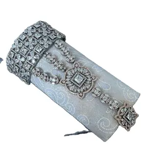 Высококачественный широкий браслет с квадратным и цветочным дизайном с тройной цепочкой, кольцо на палец в форме щита, браслет с шляпкой