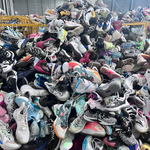 S3-1 Vente en gros de chaussures de basketball d'occasion de marques chinoises populaires, diverses marques très demandées, chaussures de basketball d'occasion pour hommes - Product Image 2