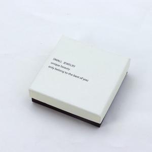 Boîte cadeau de luxe carrée rigide en papier avec logo personnalisé doré pour <span class=keywords><strong>bijoux</strong></span>, emballage haut de gamme pour colliers et bracelets - Product Image 2
