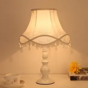 Прикроватная лампа для спальни Европейская кружевная современная простая настольная лампа для девочек в скандинавском стиле