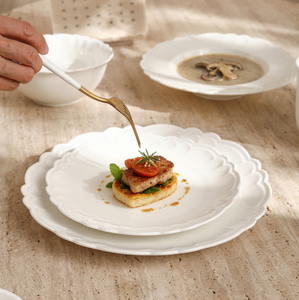 Platos de Porcelana Blanca con Relieve de Pétalos Franceses de Lujo, Ecológicos, Aptos para Alimentos, Libres de BPA, Duraderos, para Comida Occidental, Suministro al por Mayor, Personalizables - Product Image 4