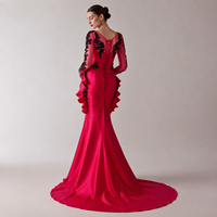 Robe de soirée sirène fuchsia et noire en dentelle, manches longues illusion, satin, peplum, traîne, pour bal de promo, sur mesure, vente en gros