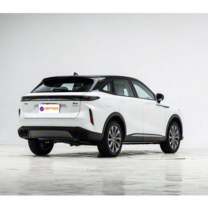 Veicolo di Marca Cinese alla Moda, Amato e Apprezzato: Chery Exeed Yaoguang C-DM di Alta Gamma - Product Image 2
