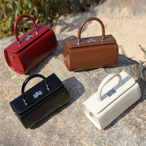 Nouveauté 2025 : Sacs à bandoulière carrés <span class=keywords><strong>en</strong></span> <span class=keywords><strong>cuir</strong></span> pour femmes, sacs à bandoulière <span class=keywords><strong>en</strong></span> <span class=keywords><strong>cuir</strong></span> pour femmes, filles et femmes - Product Image 4