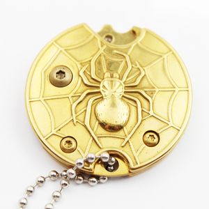 Porte-clés personnalisé à pendentif en métal, fournitures croisées de articles, auto-<span class=keywords><strong>défense</strong></span>, petits outils EDC d'extérieur - Product Image 1
