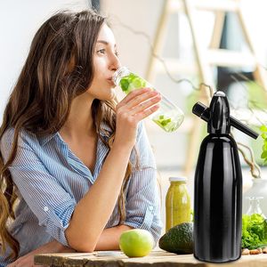 Professional 1 Liter Aluminium <strong>Soda</strong> <strong>Syphon</strong> for Bar and Catering, Sparkling Water and Cocktail Maker - Product Image 4