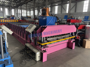 Máquina formadora de rollos de hoja de techo de acero corrugado galvanizado de corte hidráulico automático de una sola capa con engranaje y control PLC - Product Image 4