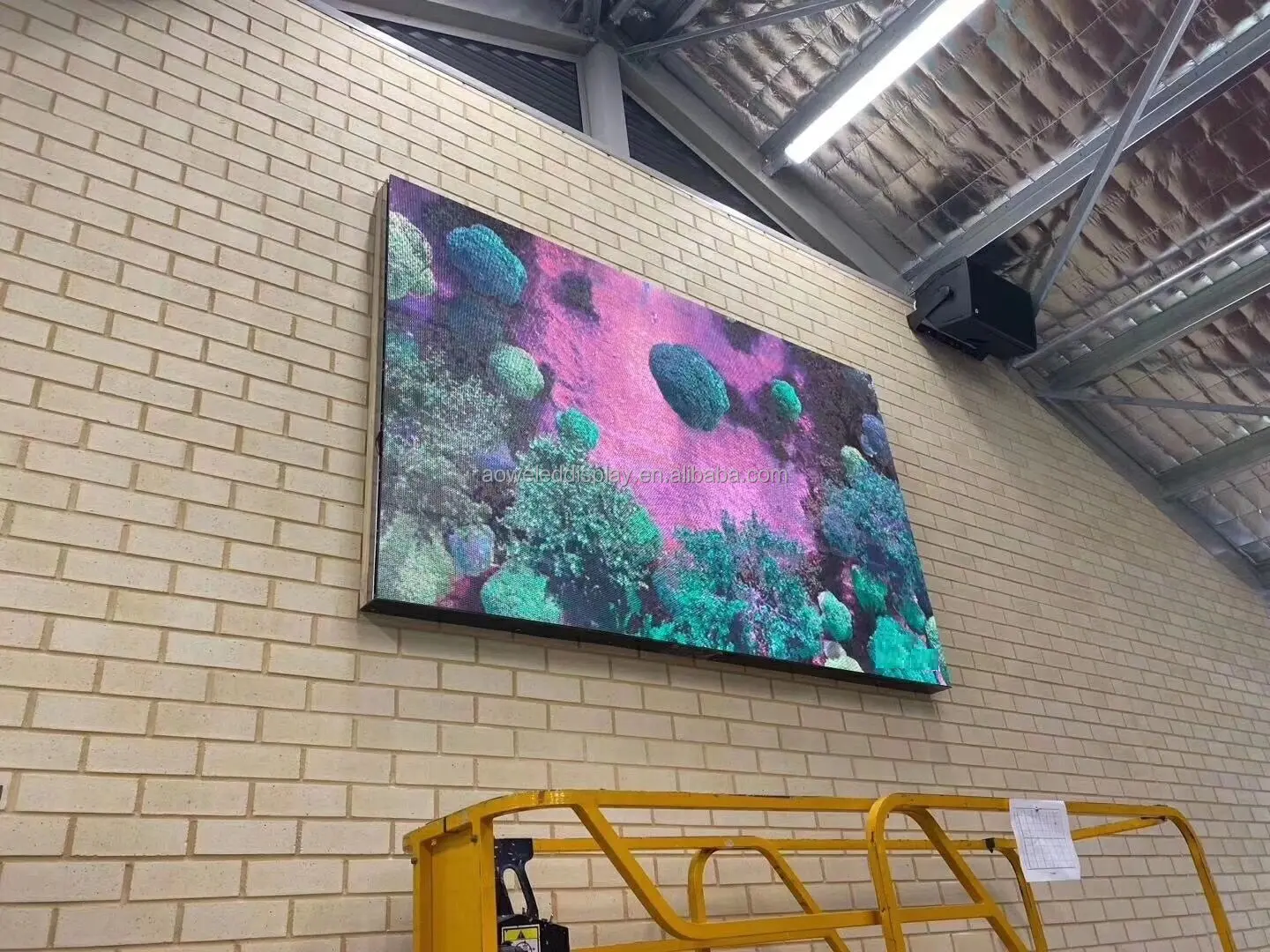 Vente en gros en usine P2.6 P2.9 P3.9 P4.8 publicité extérieure intérieure panneau vidéo full hd écran LED mural à LED écran LED