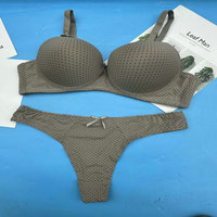 Ensemble soutien-gorge et culotte string pour adultes, style quotidien, fermeture arrière, modèle YWB108, taille 40-46, bonnet D, 2,15 $