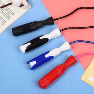 ONESTARSPORTS <span class=keywords><strong>Corde</strong></span> <span class=keywords><strong>à</strong></span> <span class=keywords><strong>sauter</strong></span> <span class=keywords><strong>légère</strong></span> en PVC avec poignée en mousse et logo personnalisé <span class=keywords><strong>Corde</strong></span> <span class=keywords><strong>à</strong></span> <span class=keywords><strong>sauter</strong></span> lestée réglable <span class=keywords><strong>à</strong></span> grande vitesse - Product Image 2