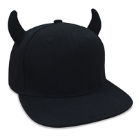 Casquette de baseball à bord plat 6 panneaux Casquettes de sport hip-hop rappeur Casquettes Snapback personnalisées avec corne