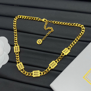 Kalung Fashion Desainer Mewah Kalung Huruf <span class=keywords><strong>M</strong></span> Enamel Retro untuk Wanita - Product Image 1